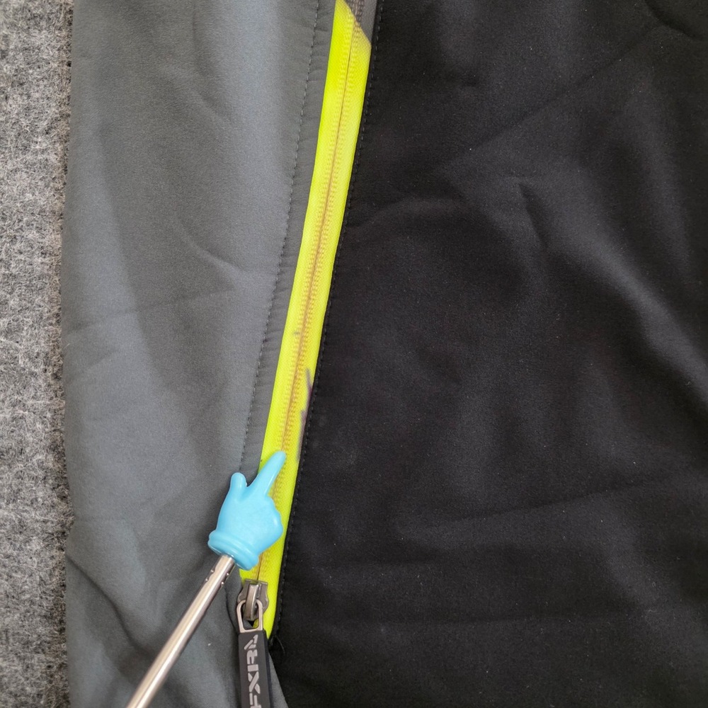 Men's Black and Blue Jacket - Picture 14 of 15